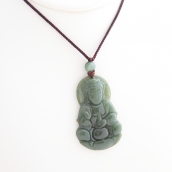 Pendentif déesse en jade
